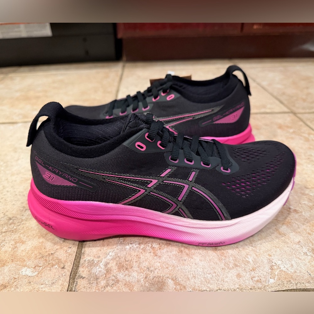 ASICS Gel Kayano 31 - Black Bold Magenta